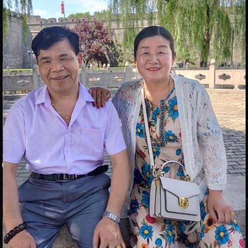 乞丐宋天福:把要饭当职业,80年代已是万元户,现在坐拥千万财富