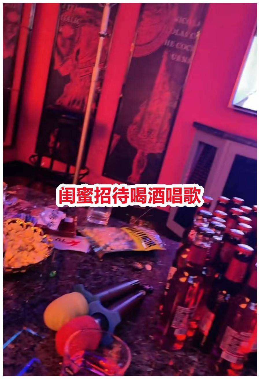 女子去东莞探望闺蜜,羡慕她一晚工资2千,男友:吃青春饭不靠谱