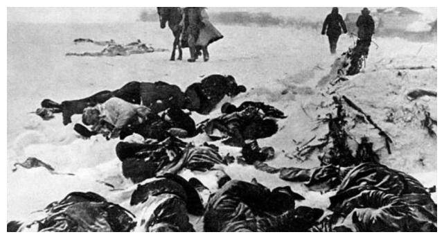 镜头下的斯大林格勒战役:惨烈的战争场面,德军战俘在莫斯科游行