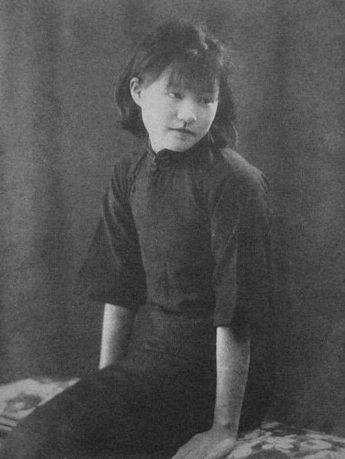 相恋十年,却只做了两年夫妻,余生沥尽心血,用14年完成亡夫心愿_宋清如