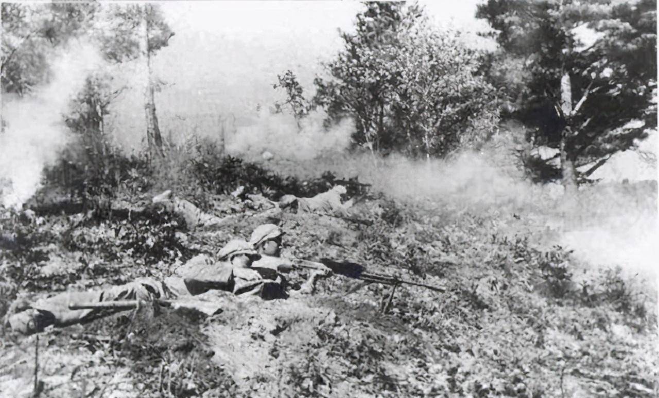 30人小队0伤亡,击毙215名美军缴获大量物资,堪称战争奇迹