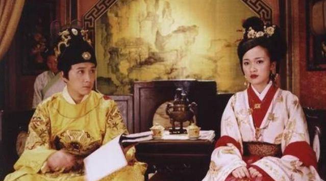 万贵妃机警,善于讨好皇帝的性格相符,也可以看出宪宗朱见深宠爱万贵妃