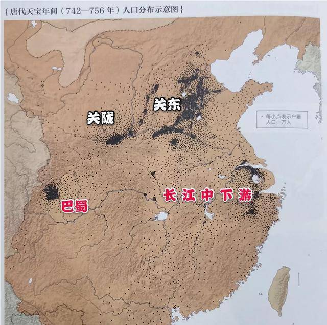 南方从经济总量,开发程度和人口数量等方面看,事实上是分裂成了两大块