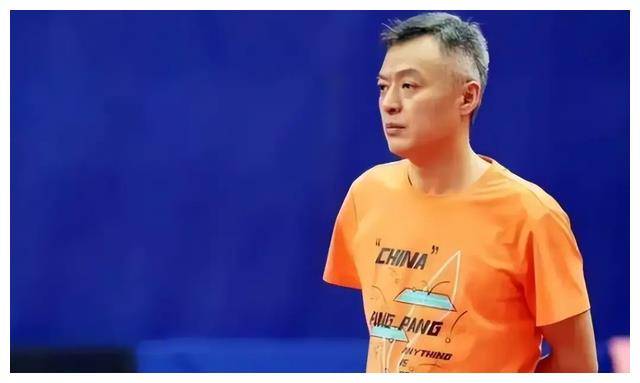 国乒新领队秦志戬:是马龙恩师,仅48岁白发苍苍,刘国梁给他让位