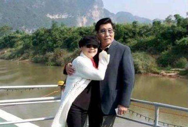 李谷一:嫁恩师被迫离婚,二嫁红二代恩爱37年,女儿都"吃醋"