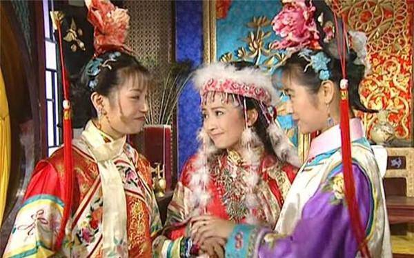 《还珠格格》中的香妃,到底是什么来历?与乾隆的感情如何?