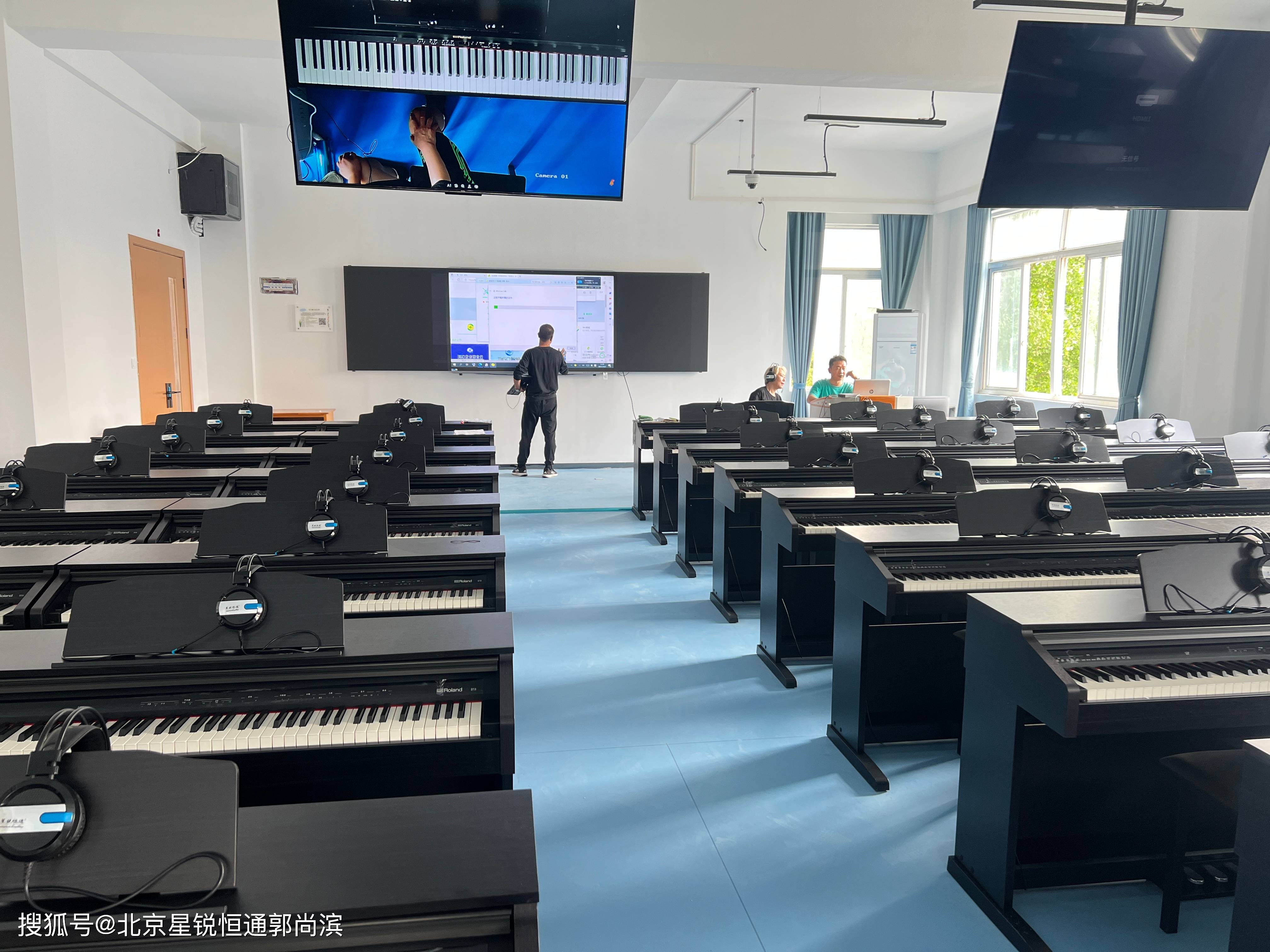 智慧钢琴教室点对点教学系统