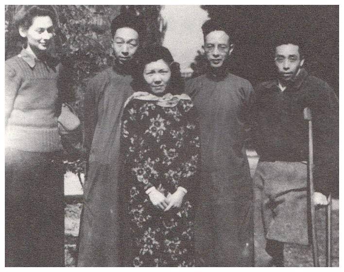 21岁远嫁中国,历经60年,母亲预言成真,她坦言:从不后悔_戴乃_杨宪益