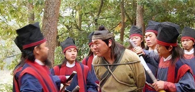 古代通缉令真能抓到人,官府:你先看看最后一句是什么,跑不了
