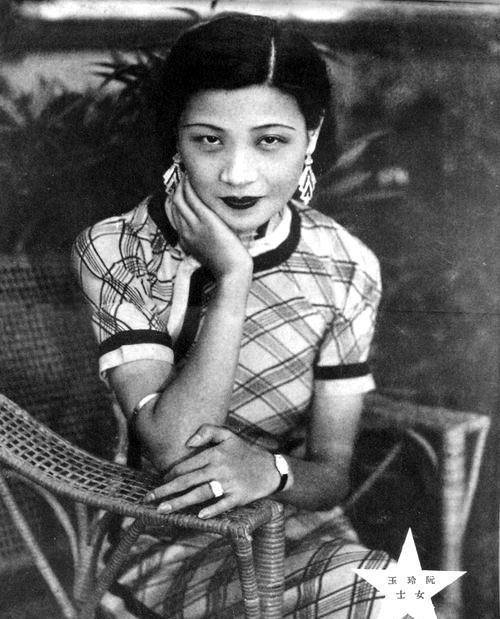 民国女神阮玲玉:25岁时自杀,12位大佬抬棺扶灵,30万人自发送行