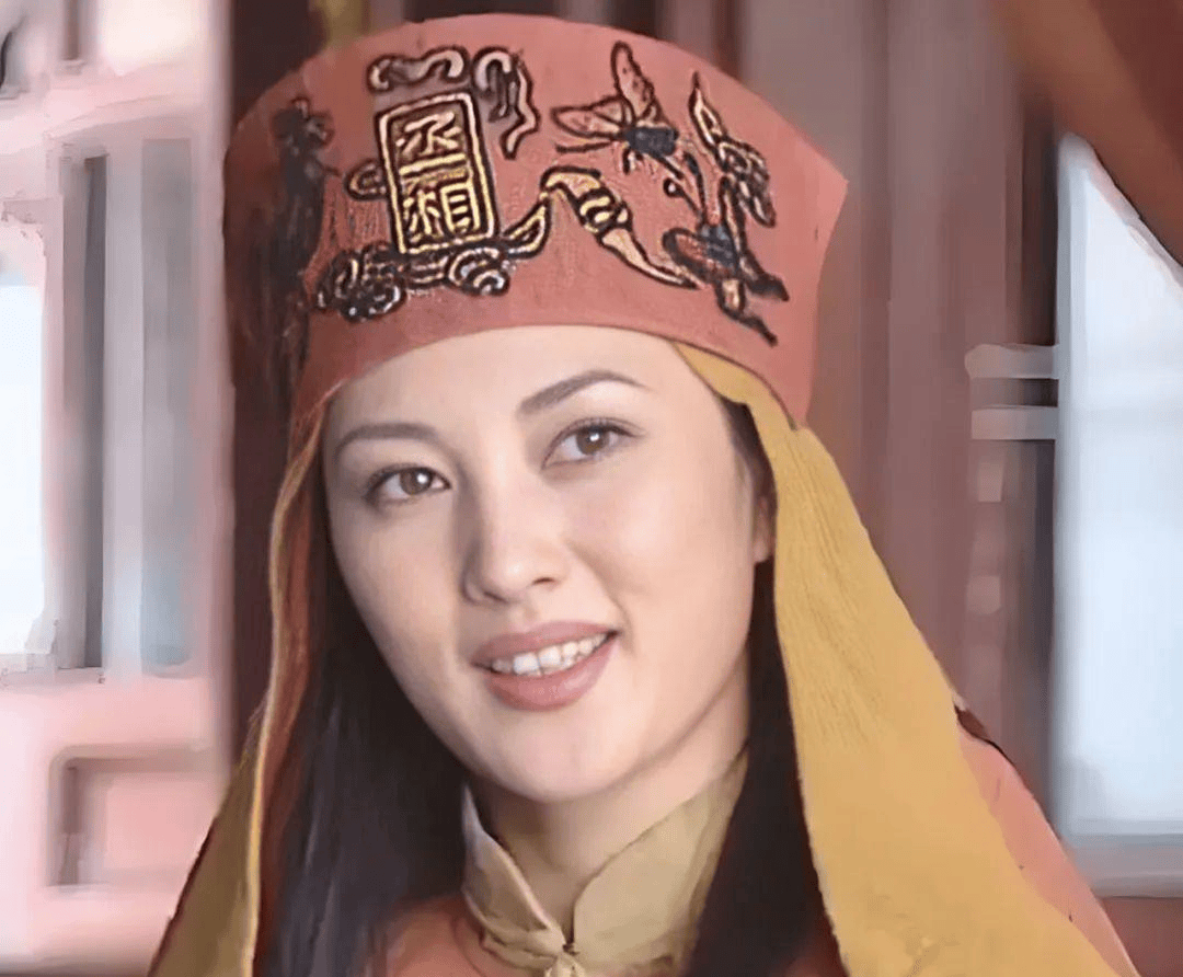 王菁华七个古装角色,霍青桐明艳动人,舒大娘风韵万千