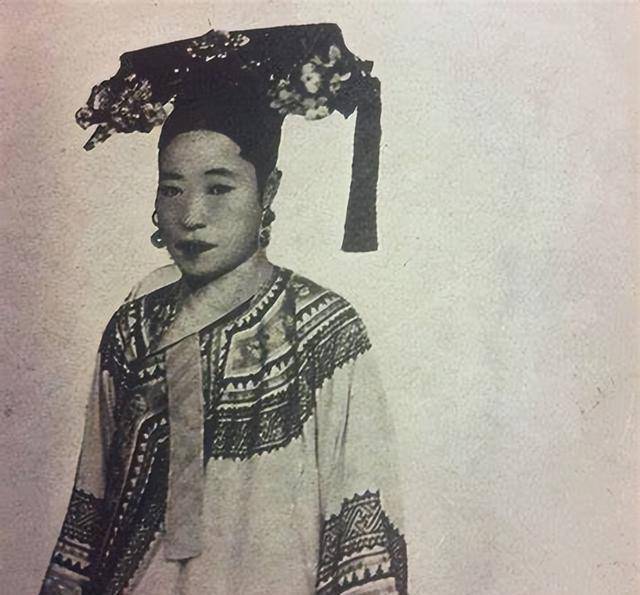 清朝后宫最丑的女人:隆裕皇后,一个被身世与外貌耽误了的才女