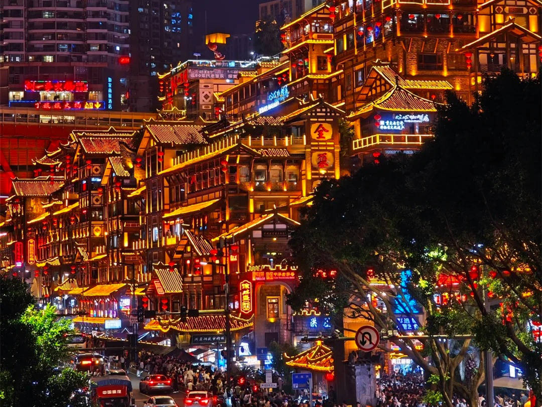 小预算玩转重庆!五天四晚行程规划,解锁宝藏景点,吃喝玩乐全攻略!_大足_崖洞_武隆