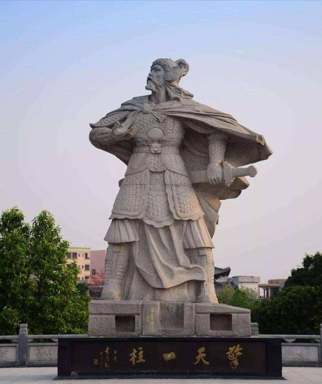 历史人物:被凌迟处死的袁崇焕,崇祯后来为何如此恨他