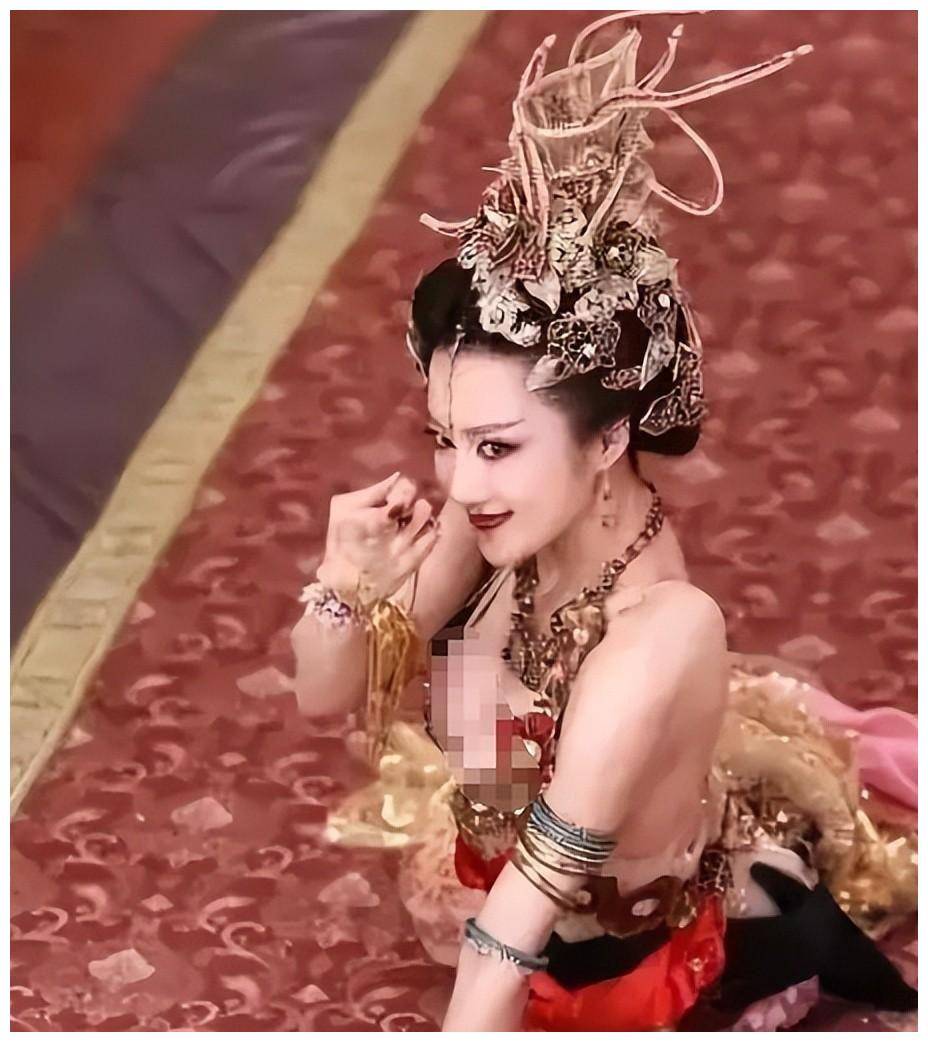 这才是真实的苏妲己!棺木打开尸骨却并非人形,专家:我们被骗了