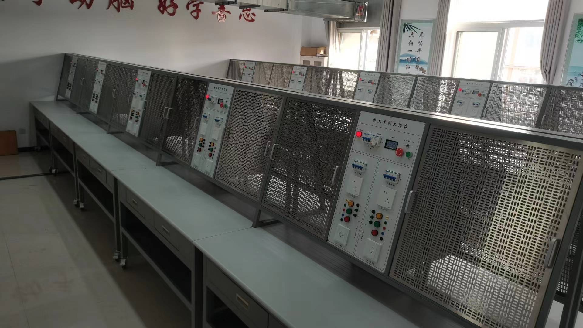刷网课的台子(刷网课的台子叫什么)