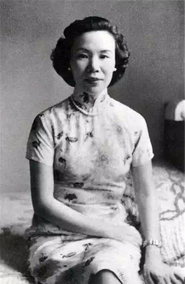 原创张作霖六房绝色妻子,大多结局悲惨,两人活到了90岁