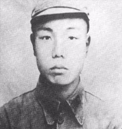 图 | 肖华这一战,卢子美的英勇表现受到了军委的表扬,感谢他们为保卫