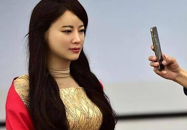 日本"妻子机器人"仅售十万元,除了生孩子啥都能做?这是真的吗