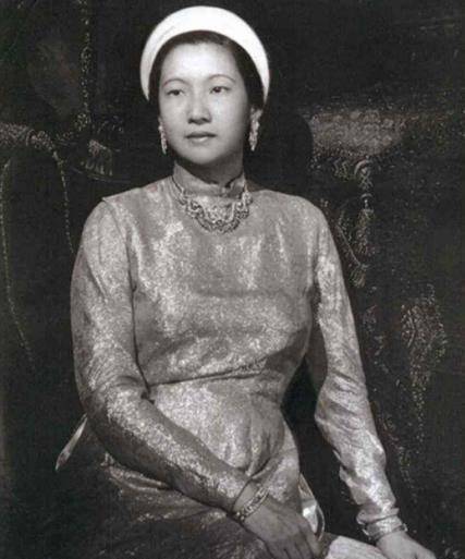 原创越南末代皇后:因颜值轰动欧洲,晚年却被皇帝抛弃,结果如何?