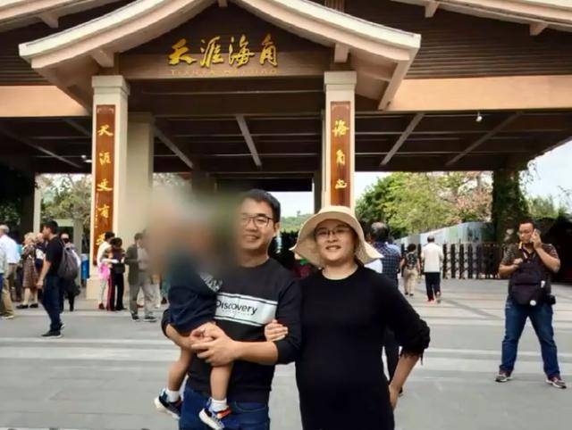 回顾:男子出轨情人怀孕索要二十万,亲子鉴定后发现不是自己的_童菲菲