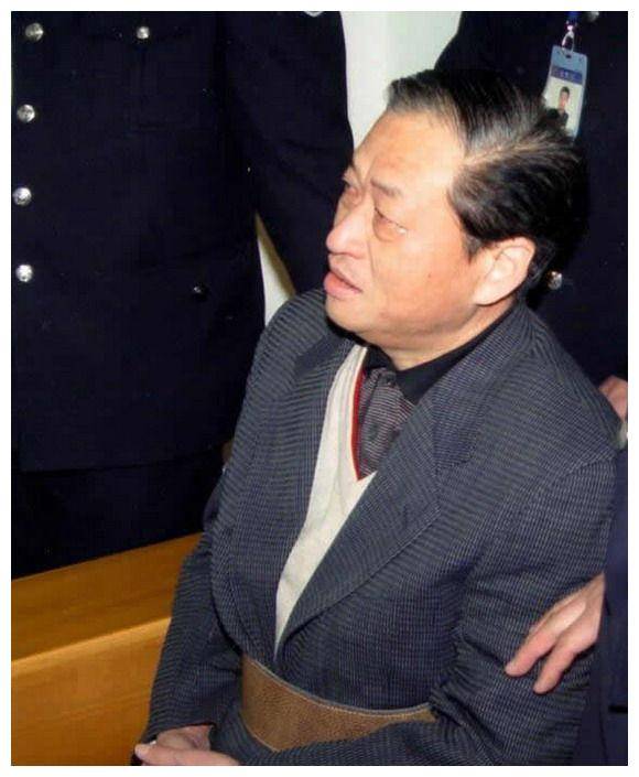 安徽"大老虎"王怀忠:敛财1千万,涉案3个亿,对抗专案组调查_阜阳_张爱