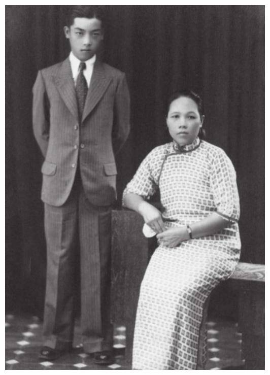 李宗仁一生娶了3位妻子,个个貌美,75岁时还找了27岁女护士