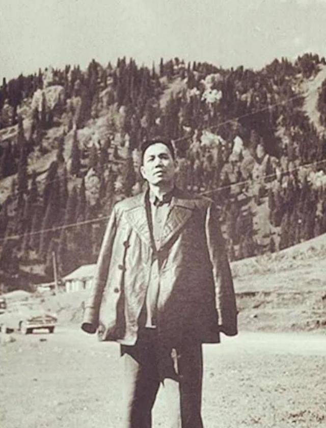 1990年,丁盛给聂荣臻写信请求:把我的关系转到广州吧_工作_战役_聂帅