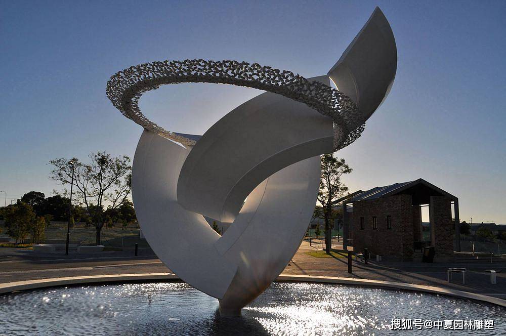 不锈钢雕塑廊架飘带水景城市广场雕塑