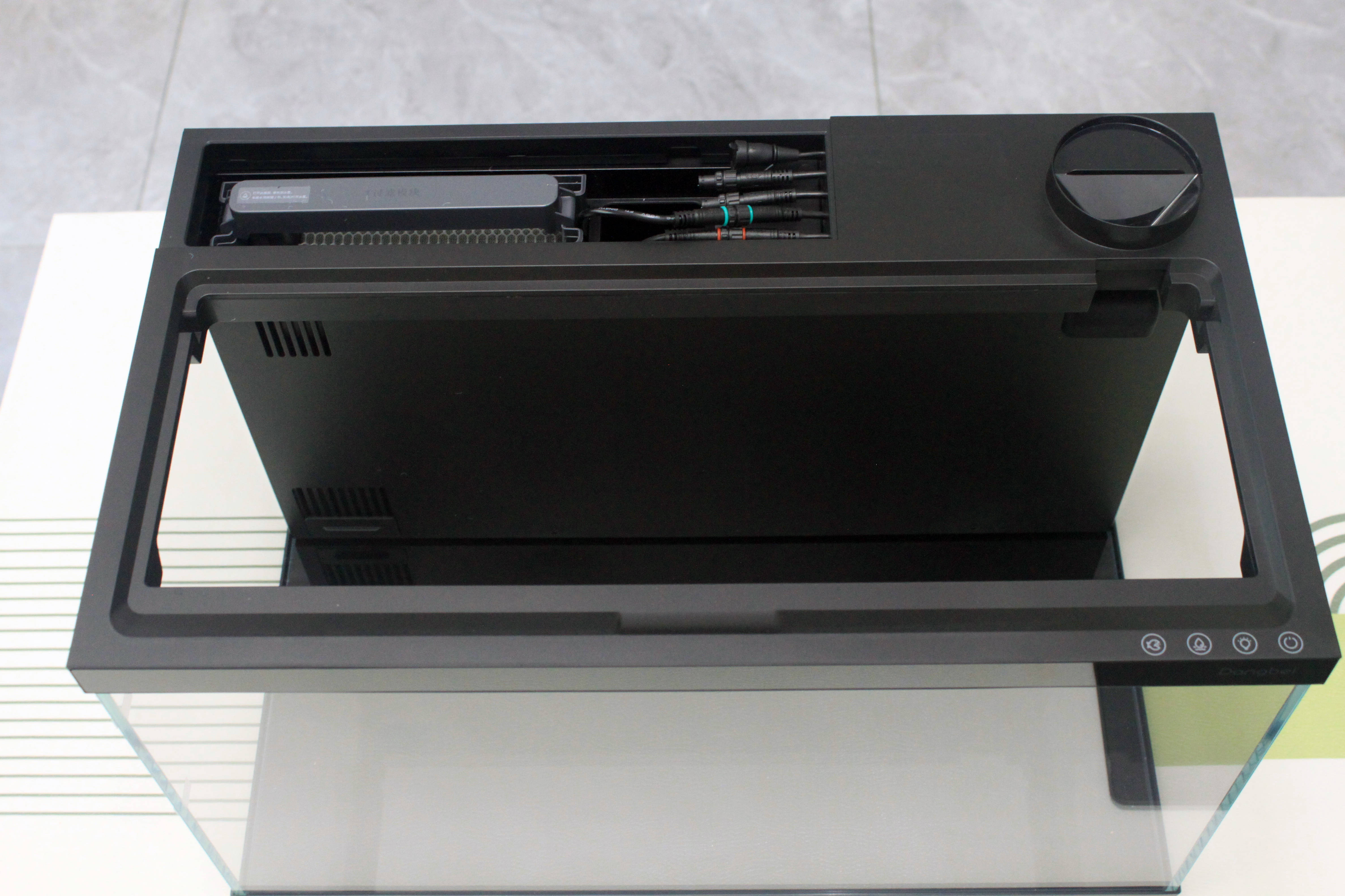 当贝智能鱼缸1 Ultra:生态科学喂养,懒人养鱼的福音