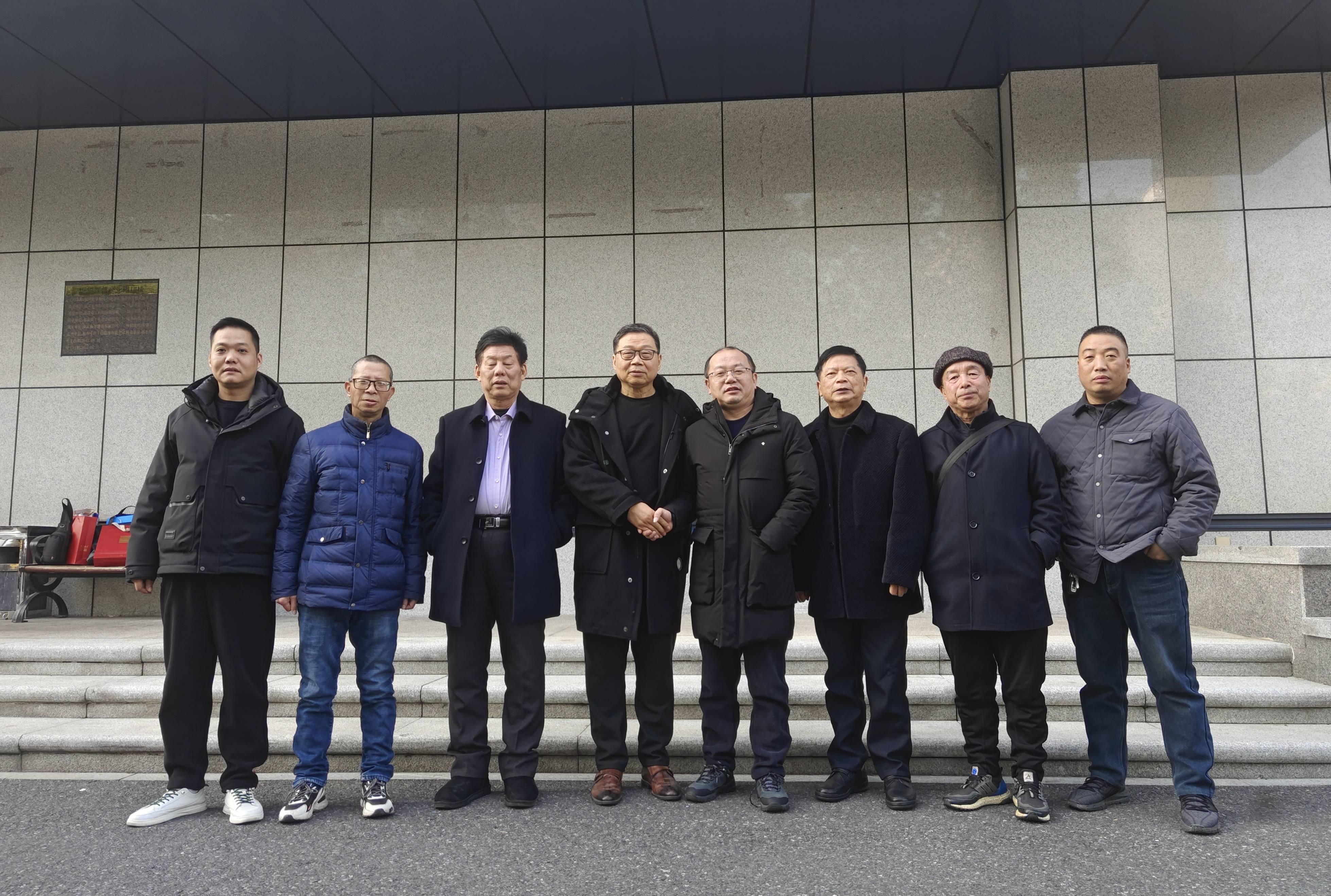 青年文学家浙江作家理事会领导与杭州余杭区建筑行业协会有关领导合影