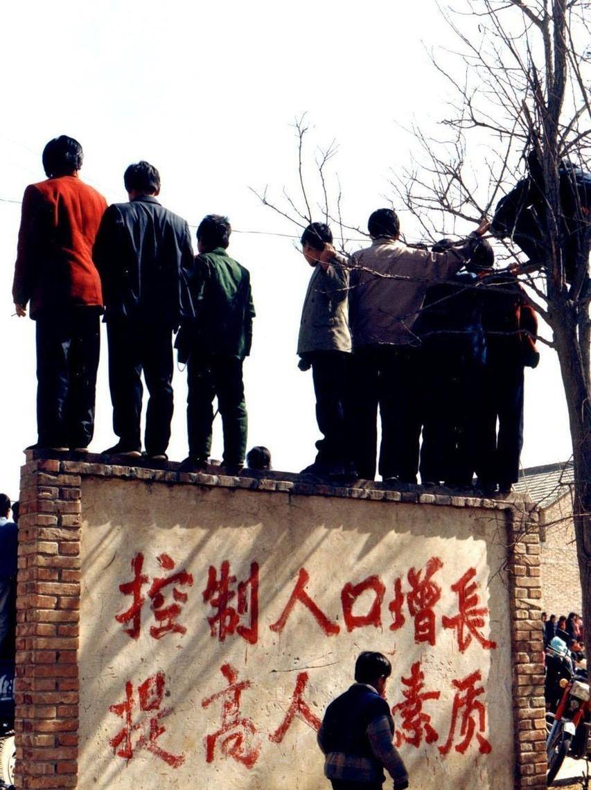 上世纪80年代的计划生育:许多标语90后都没有看过