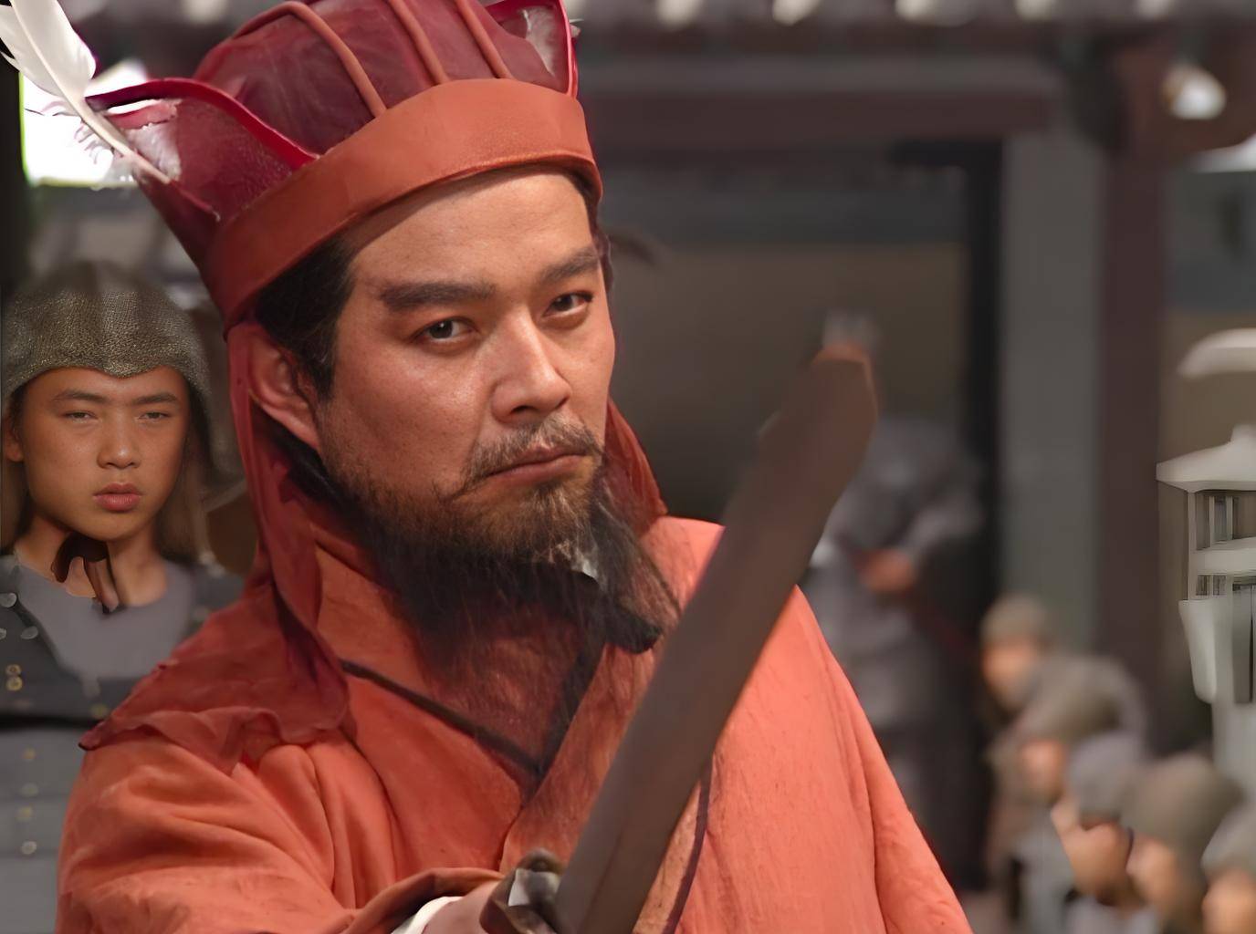 《三国演义》中袁术称帝后要怎么做才能统一汉末乱世?