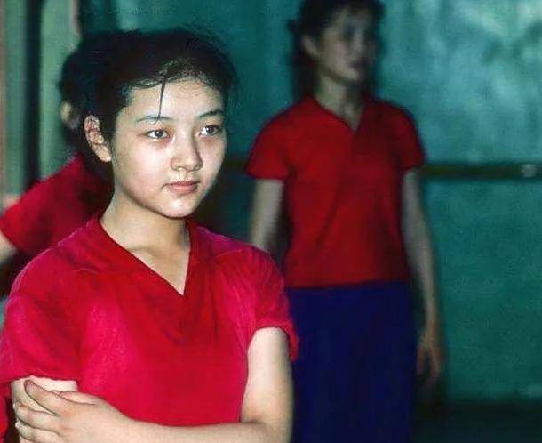 70年代女飞贼:拜和尚为师,轻功了得却走上不归路,最后结局如何