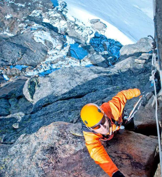 17位登山队员遇难,7年后发现日记,临死前的记载很是诡异_梅里雪山