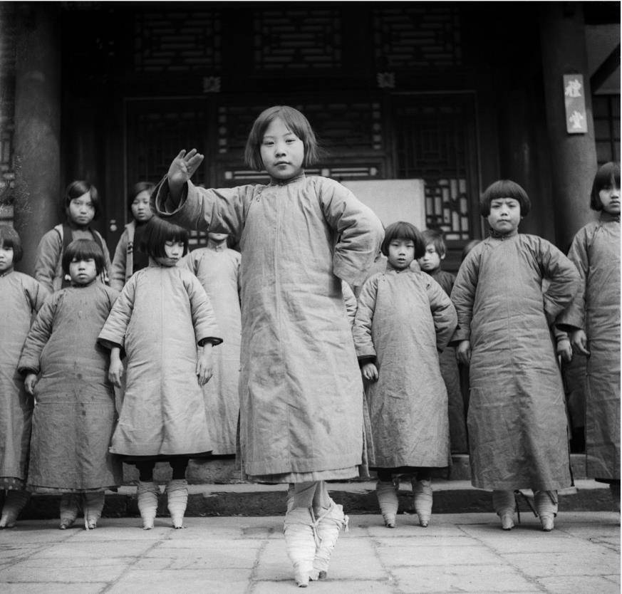 42张珍贵的民国老照片:这些人物都是第一次见,揭开了尘封的面纱