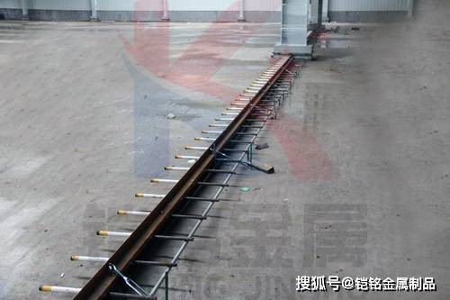 混凝土路面的隐形卫士传力杆