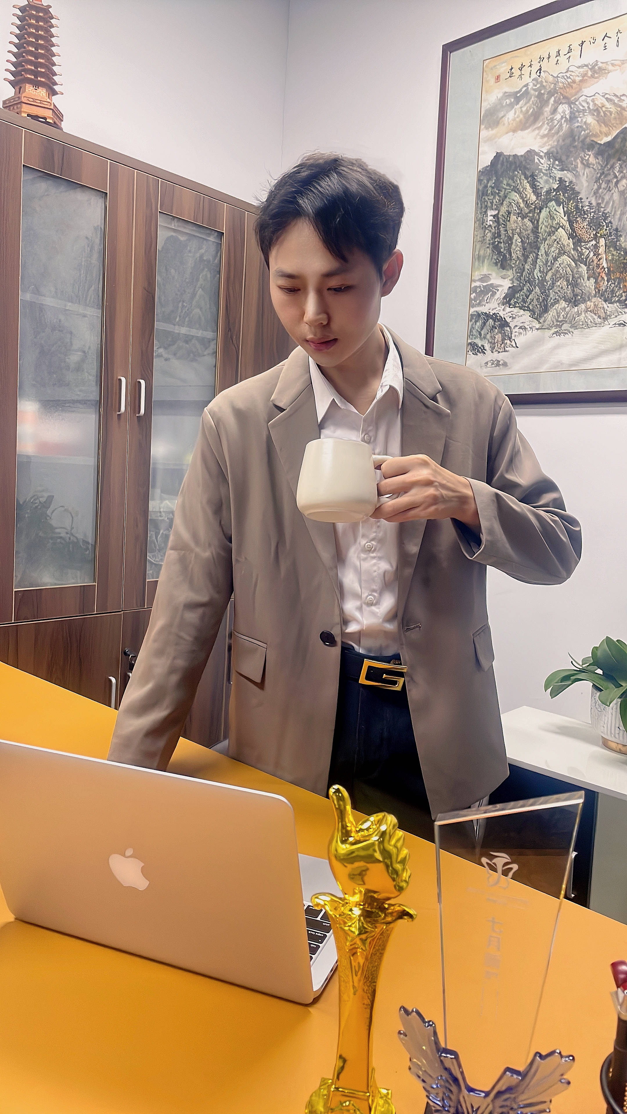 伊的家子豪老师专访