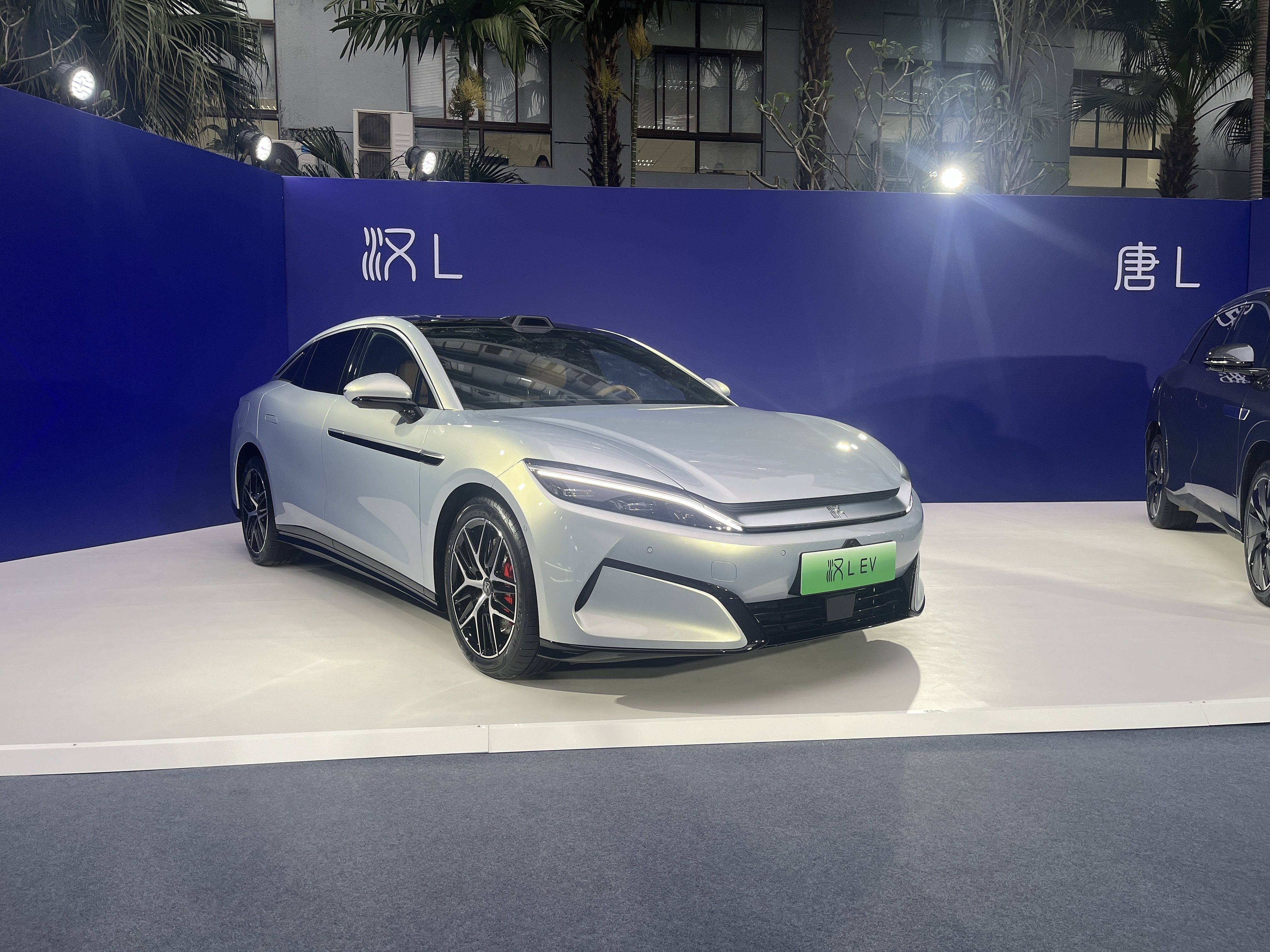 比亚迪汉L EV预售27万元起 0-100km/h加速2.7秒 最高车速305km/h_搜狐汽车_搜狐网