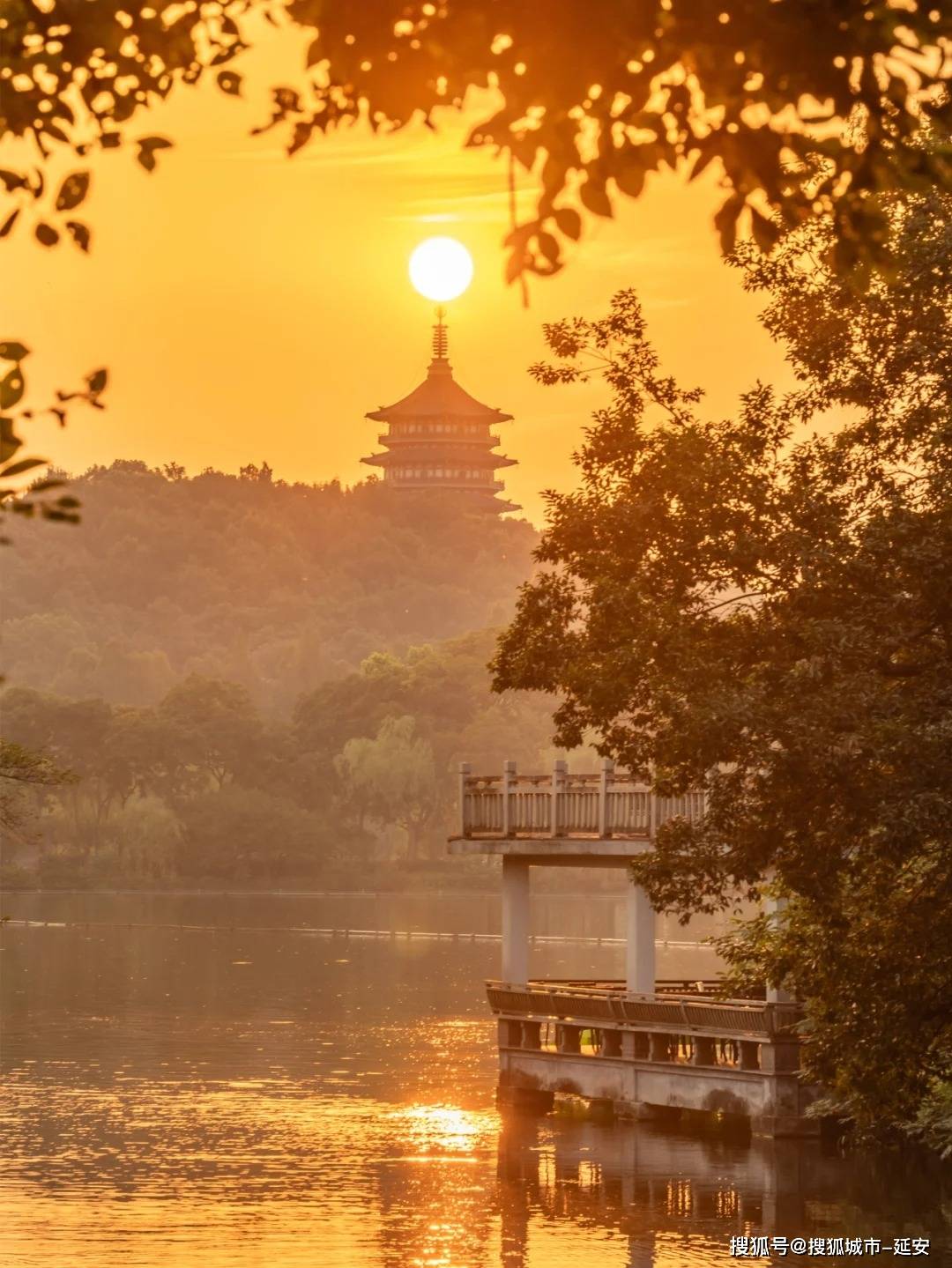 杭州附近好玩的旅游景点推荐一下(杭州附近有什么好玩的地方推荐一日游)