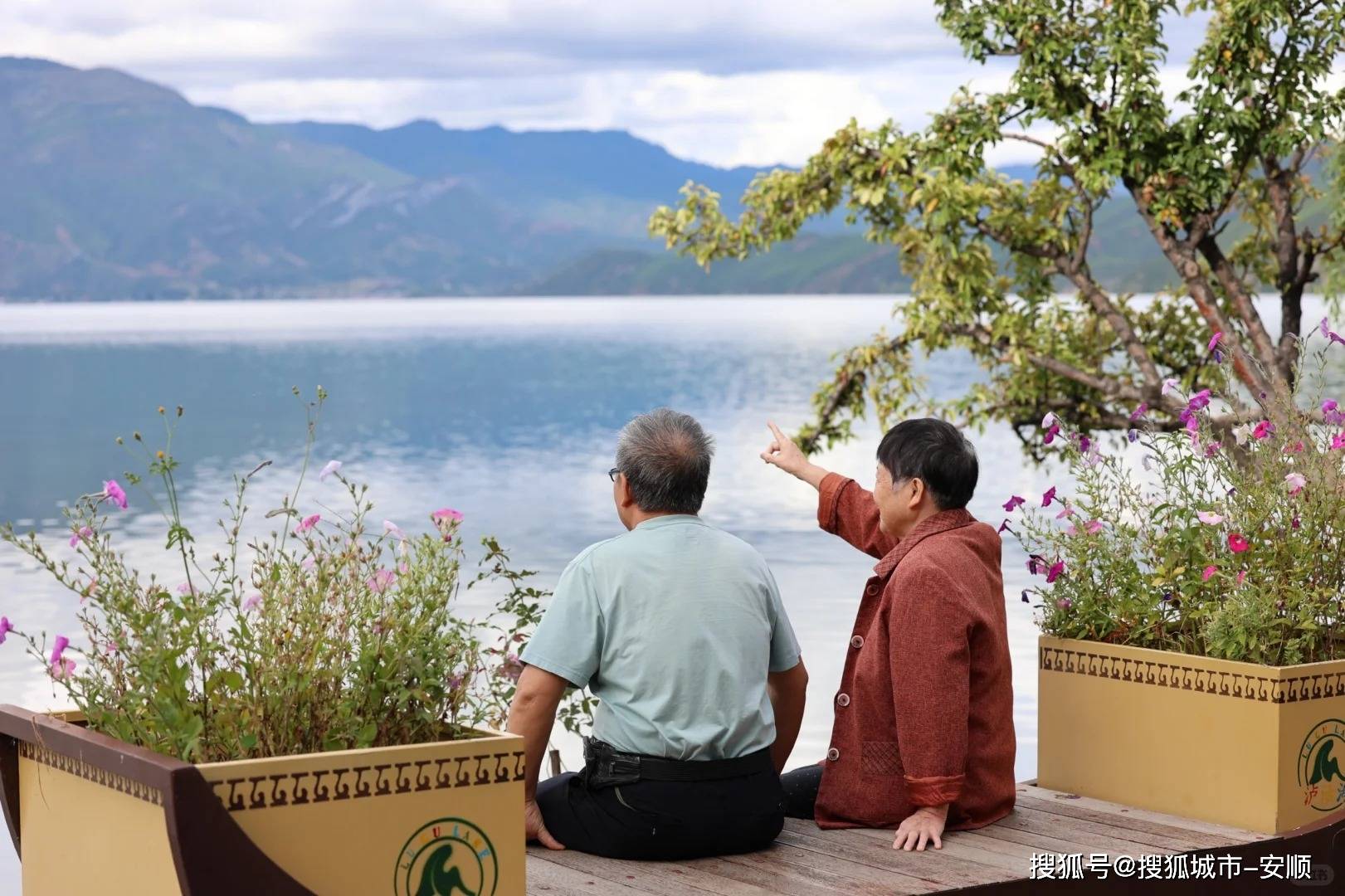 适合老年人的旅游项目有哪些(适合老年人的旅游项目有哪些名称)