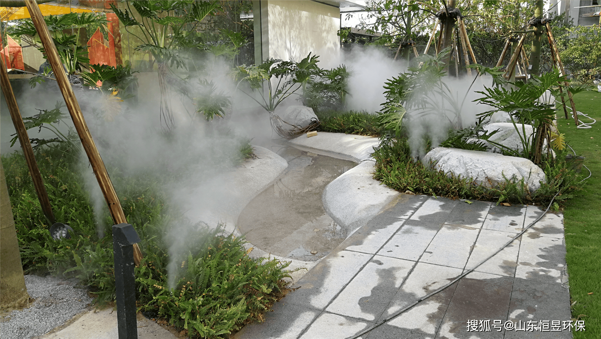 雾森系统通过高压雾化技术,将水转化为3