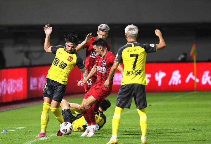 河南队大调整：拉莫斯执教带来新气象，奥古斯托加盟补强中场