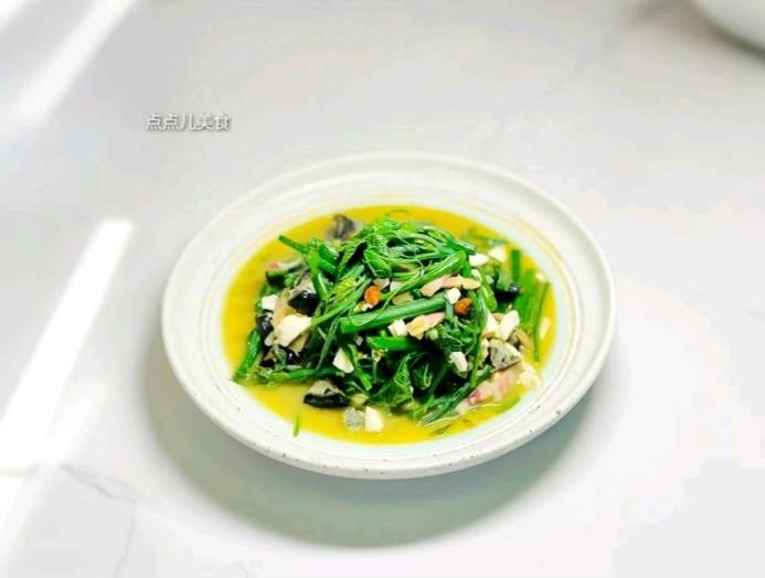 这被称为“龙胡须蔬菜”。它是促进水分