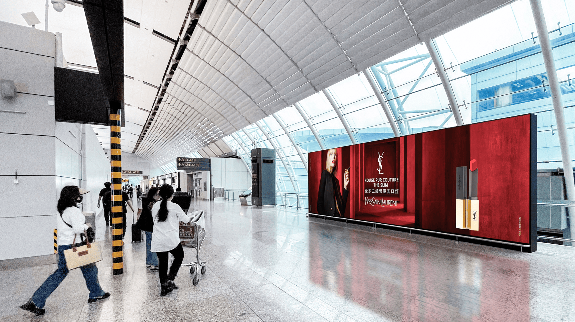 广州白云国际机场到达层led灯箱媒体