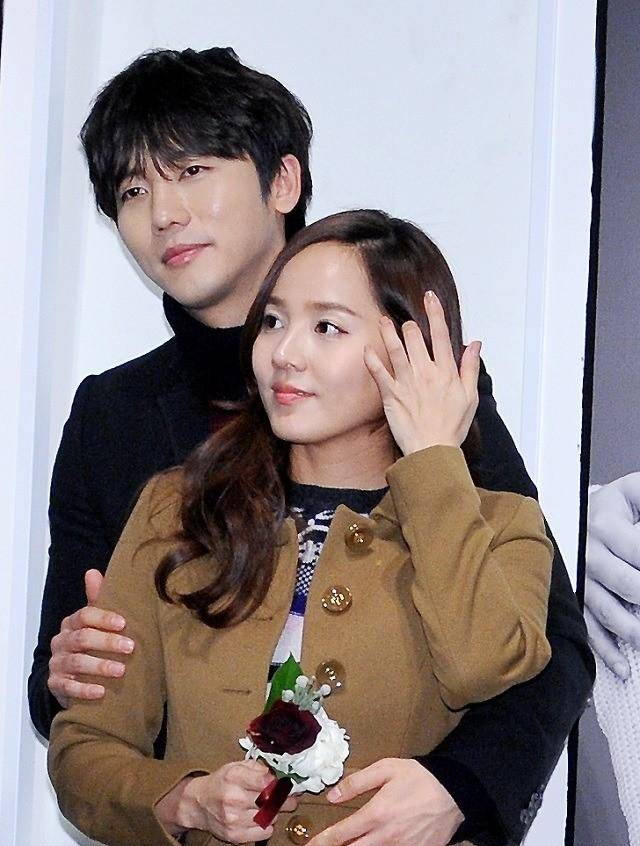 韩剧女神自曝出嫁14年仍像热恋,和老公没秘密,连手机密码都共享