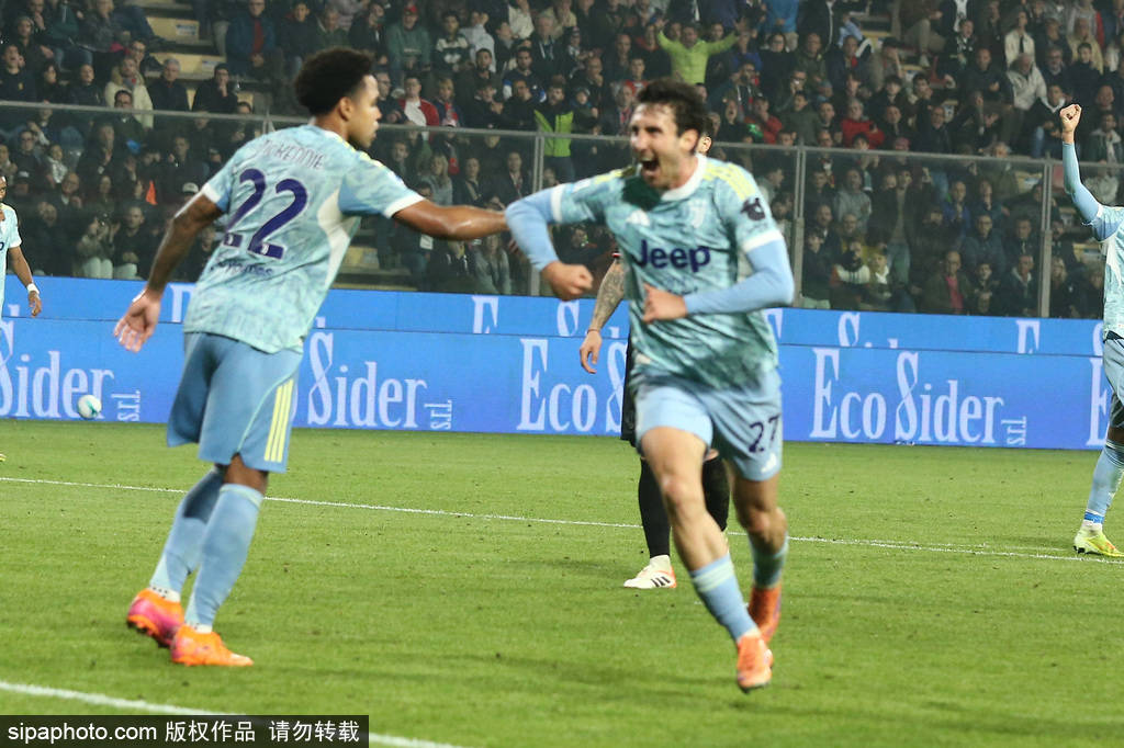 意甲-坎比亚索破门斯帕莱蒂迎开门红 尤文2-1克雷莫纳