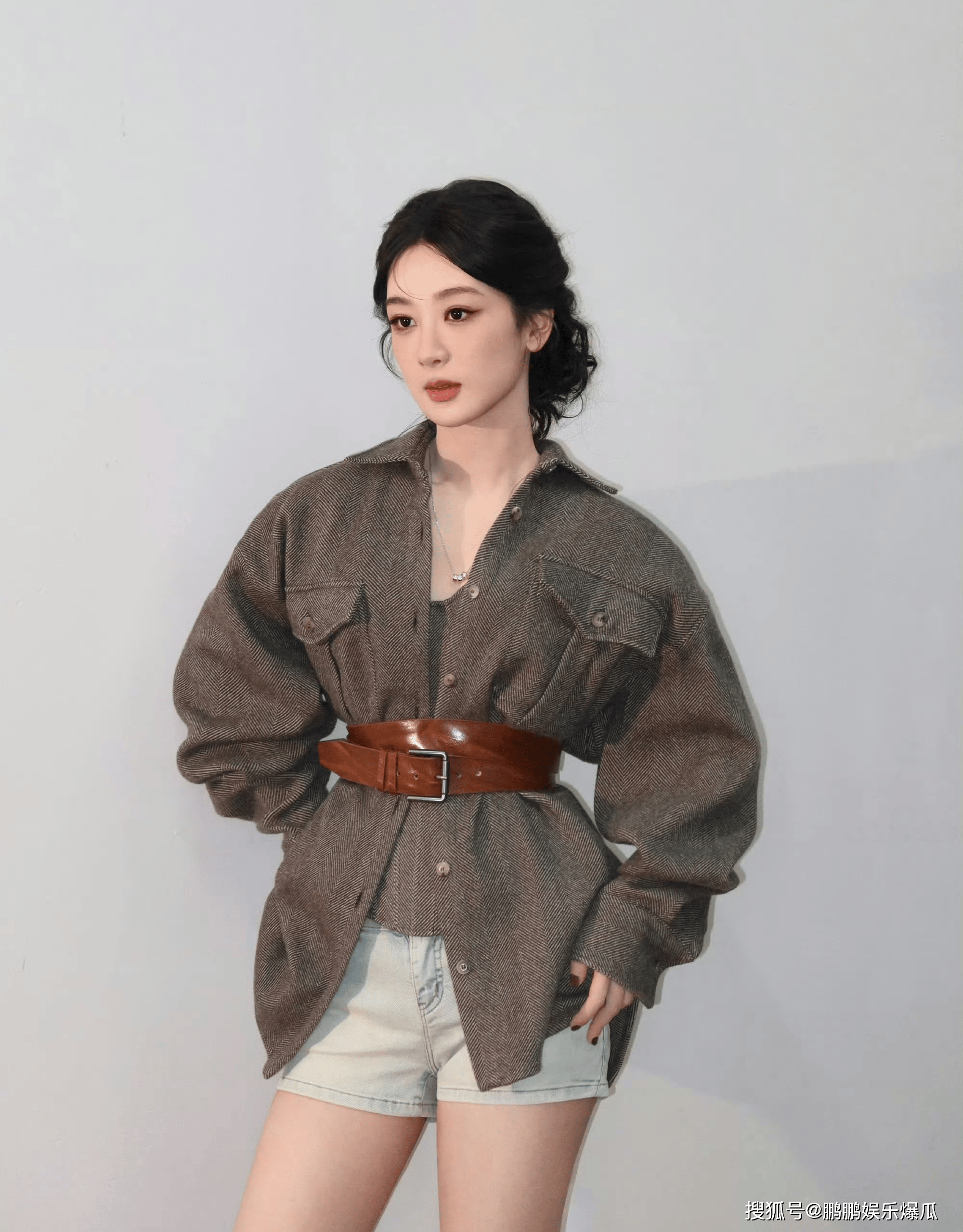 11.23娱乐瓜:易烊千玺 王俊凯 杨紫 任嘉伦 罗云熙 谭松韵 李沁 林允
