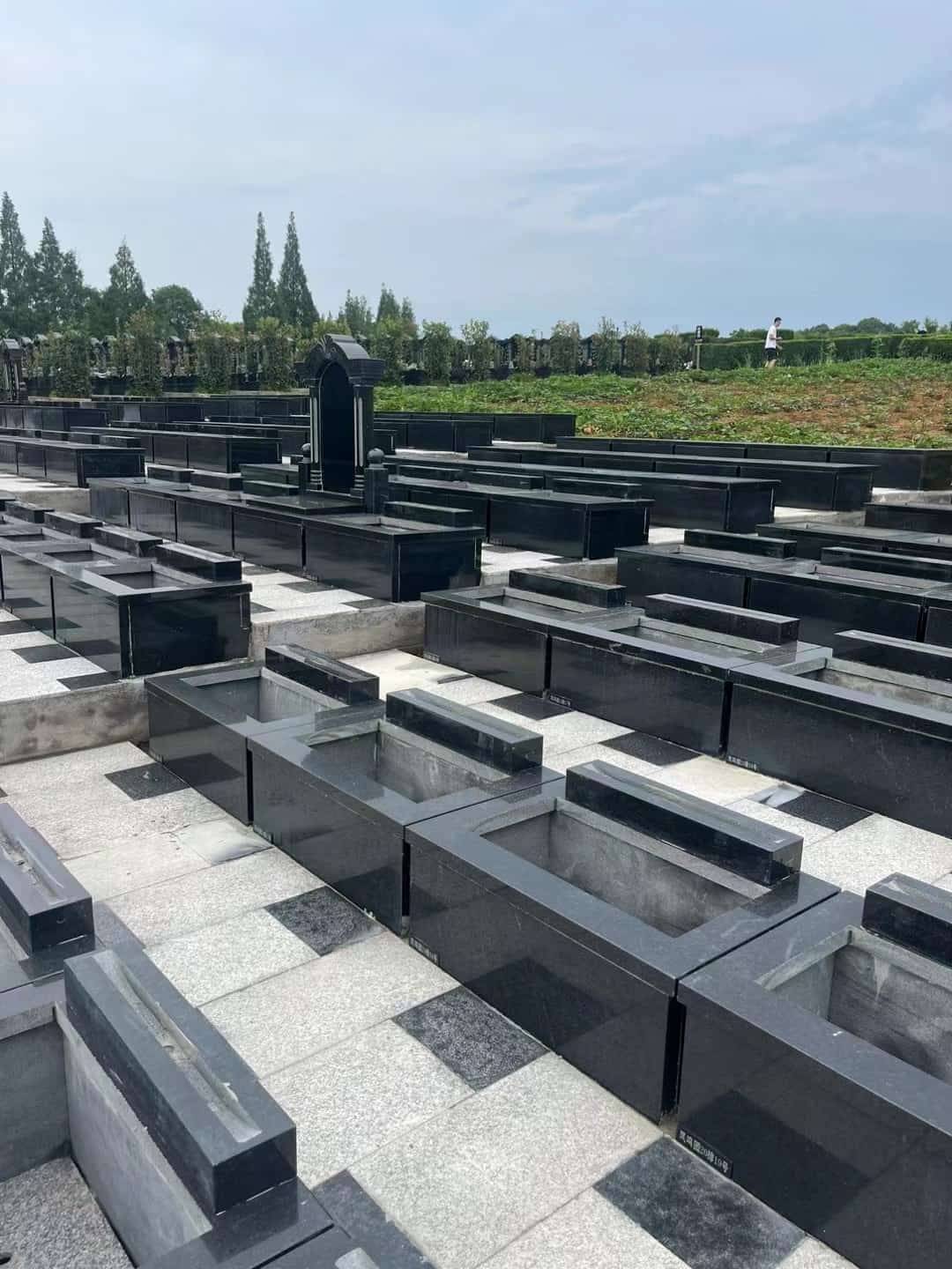 西陵公墓