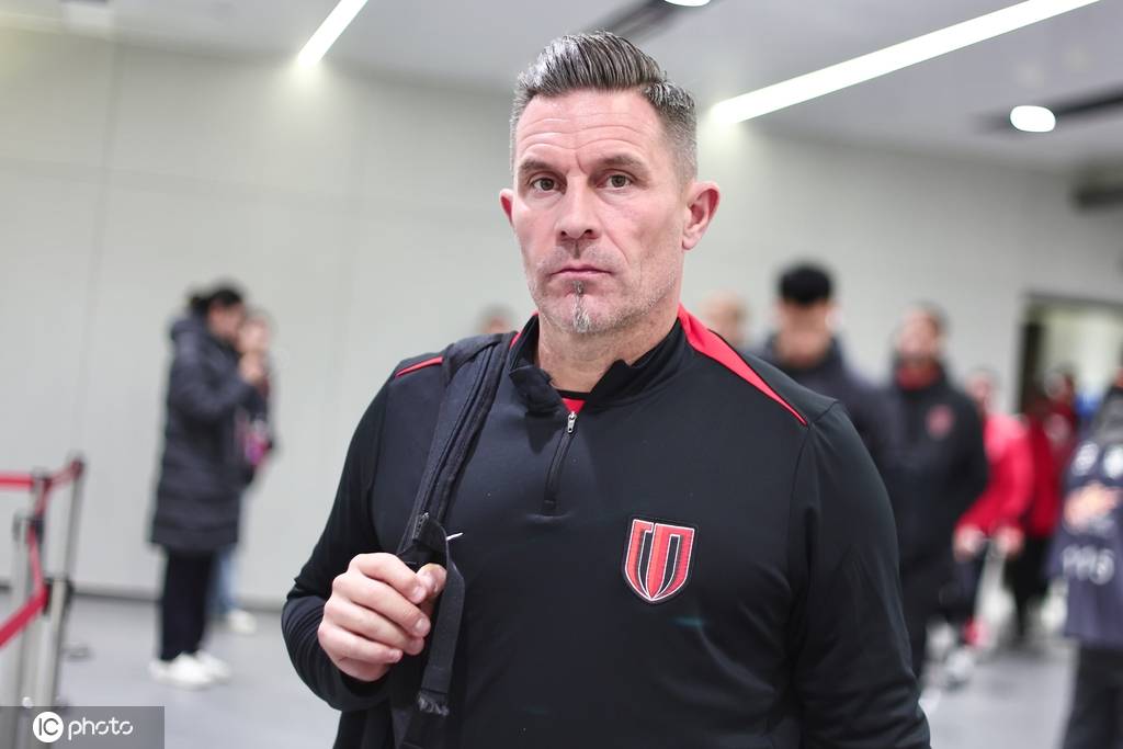 蓉城前外教：中国足球没想象中那么弱 需要找到合适的方法